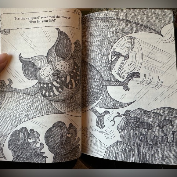 VINTAGE 2000 The Berenstain Bear Scouts Treasury Hardback Children’s Book - Picture 10 of 11